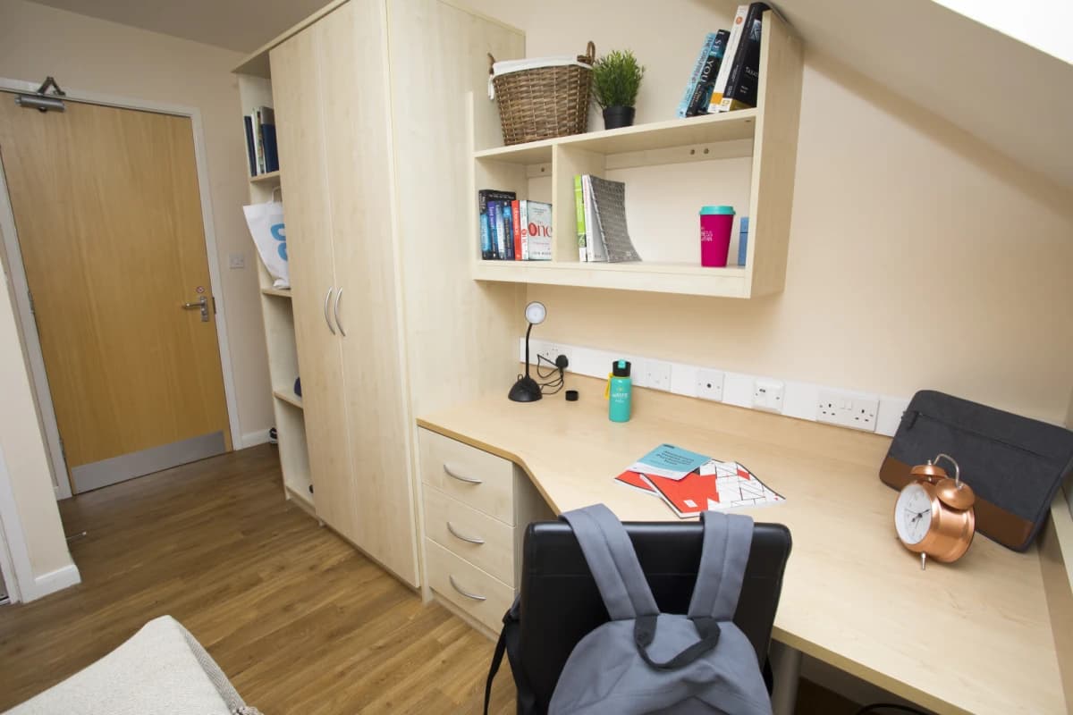 Heald Court image