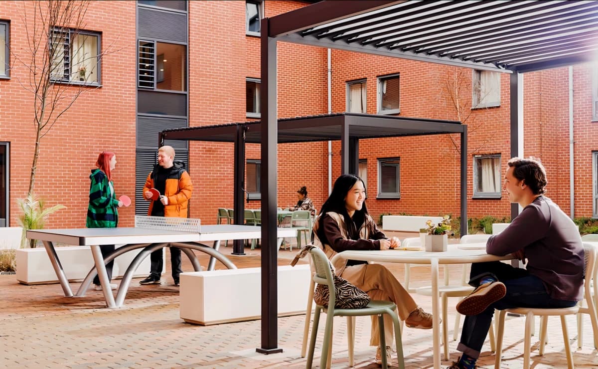 Outdoor Features