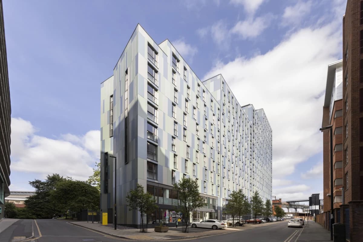 Piccadilly Point image 2