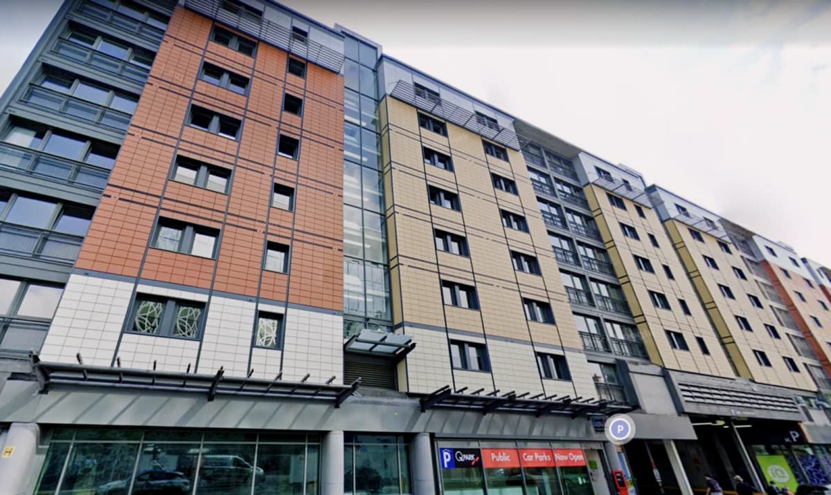 iQ Wilmslow Park image 3