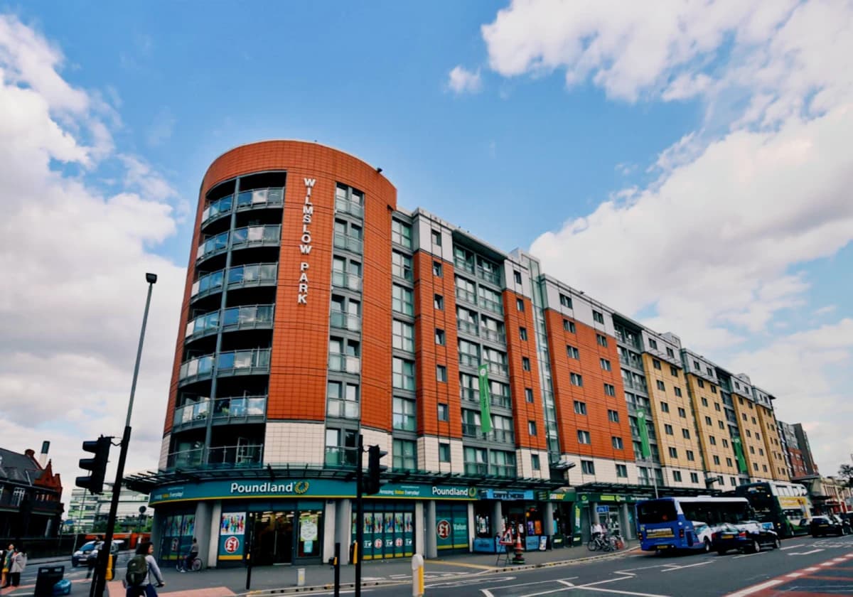 iQ Kerria Apartments image 2