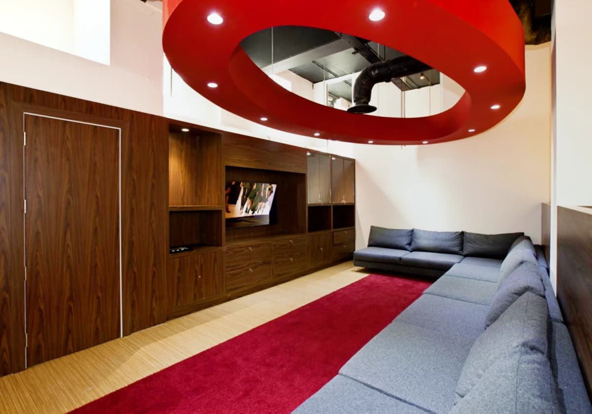iQ Hollingworth House image