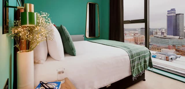 SL-Manchester Arndale Suites image 3