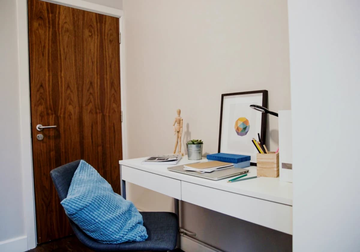 iQ Hollingworth House image
