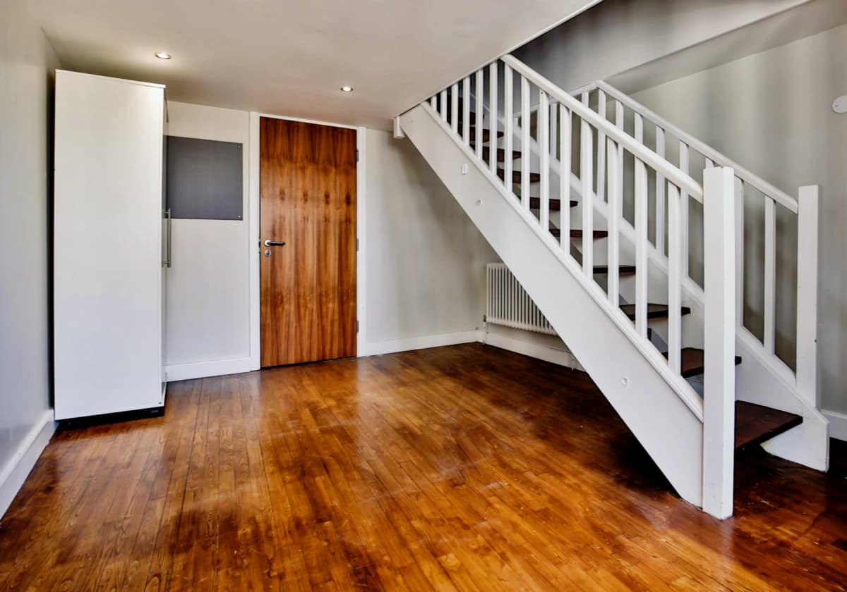 iQ Hollingworth House image