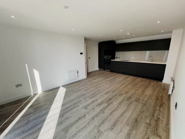 2 Bed 2 Bath