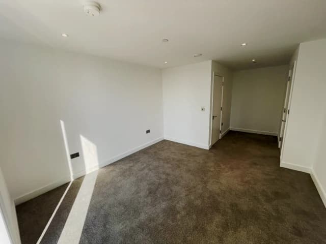2 Bed 2 Bath
