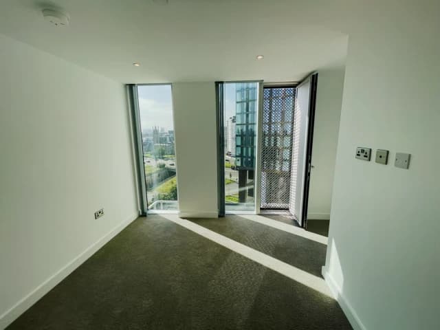 2 Bed 2 Bath