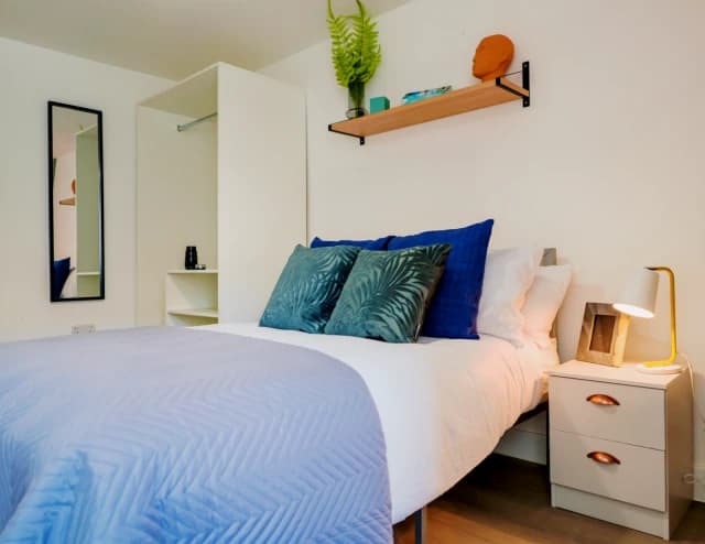 1 room
