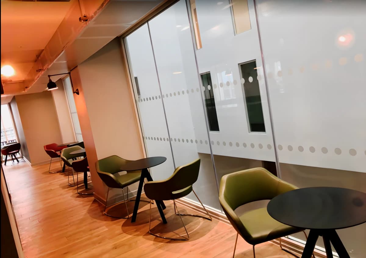 iQ Elgin Place image