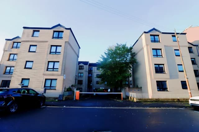 Glenfarg Street, G20 7QE