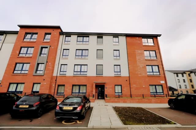 Rosebery Terrace, G5 0AX