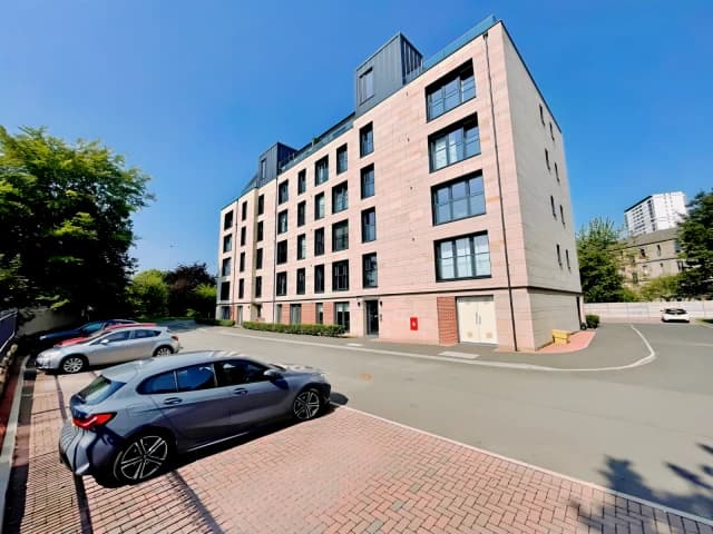 Broomhill Avenue, G11 7BF
