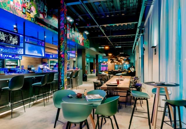 Moxy Glasgow Merchant City
