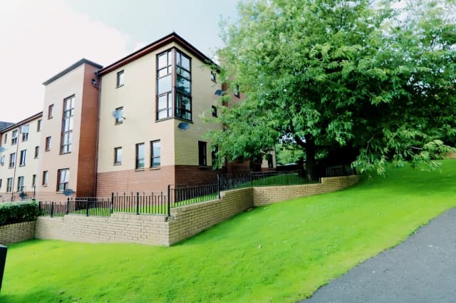 Hopehill Gardens, G20 7JR