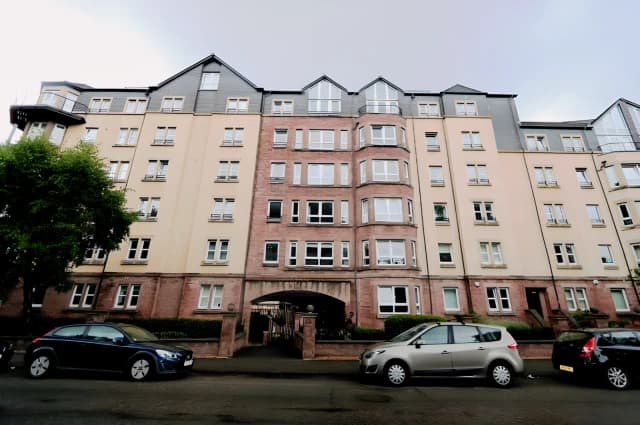 Crow Road, Broomhill G11 7JS