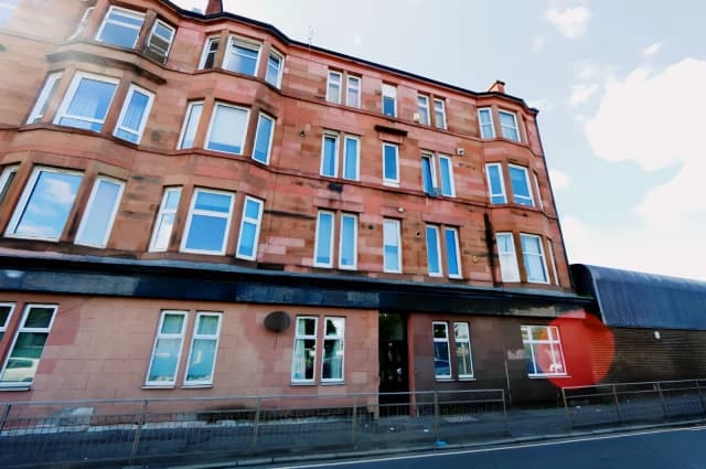 Cumbernauld Road, G31 2SN