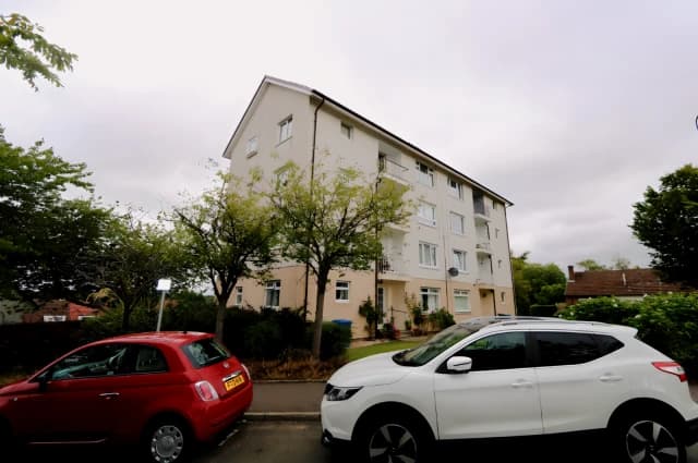 Drummond Hill, G74 3AA