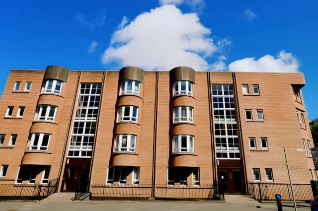 Elderslie Street, G3 7ES
