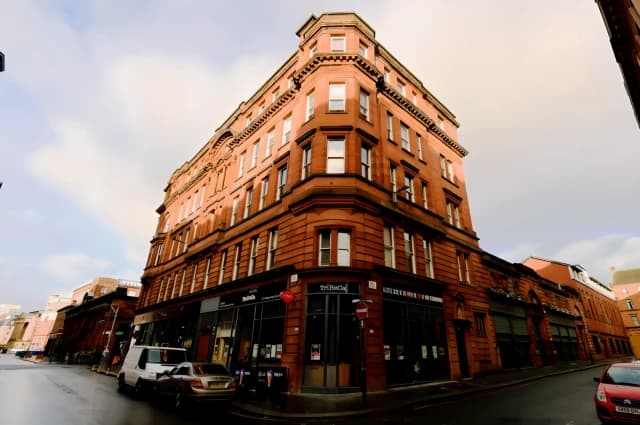 Walls Street, Fiddlers Court, G1 1PA