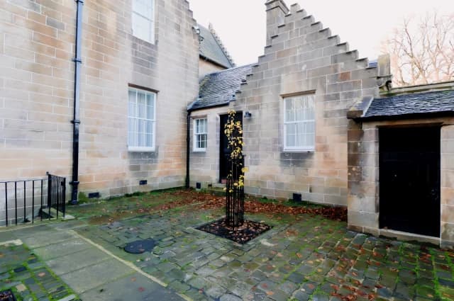 Tollcross House, G32 8TF