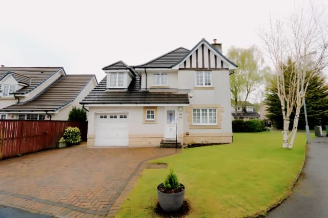 Balmoral Drive, PA7 5HR