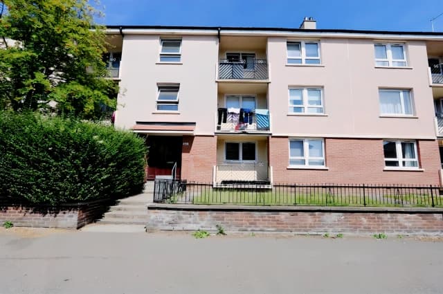 Dumbarton Road, G14 9DB