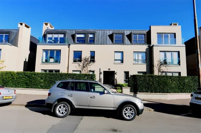 Whittingehame Drive, G12 0YF