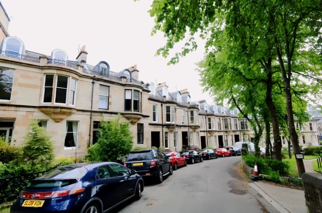 Grosvenor Crescent, Dowanhill G12 9AE