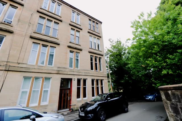 Kilmailing Road, G44 5UH