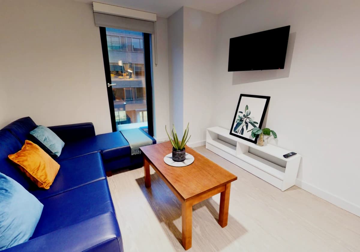 iQ Elgin Place image