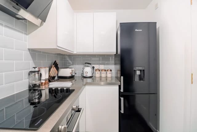 2 bedroom 2 bathroom