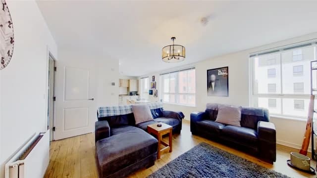 2Bedrooms, 2Bathrooms