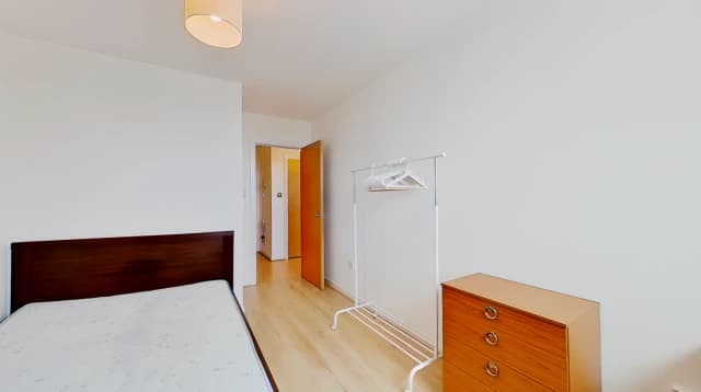 2Bedrooms, 2Bathrooms