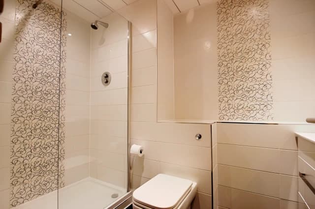 2Bedrooms, 2Bathrooms