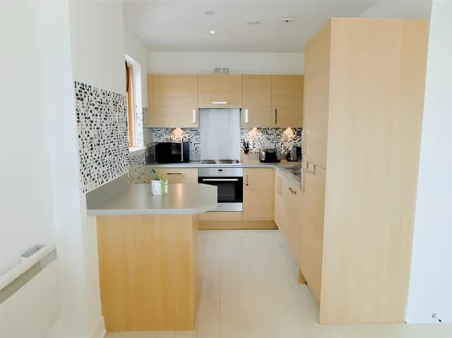2Bedrooms, 2Bathrooms