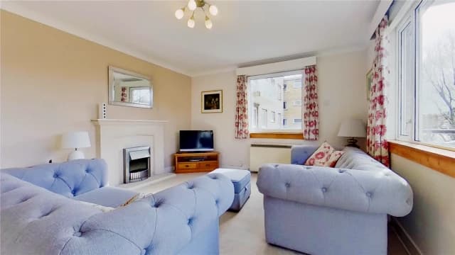 2Bedrooms, 1Bathrooms
