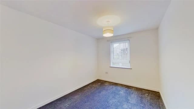 2Bedrooms, 1Bathrooms