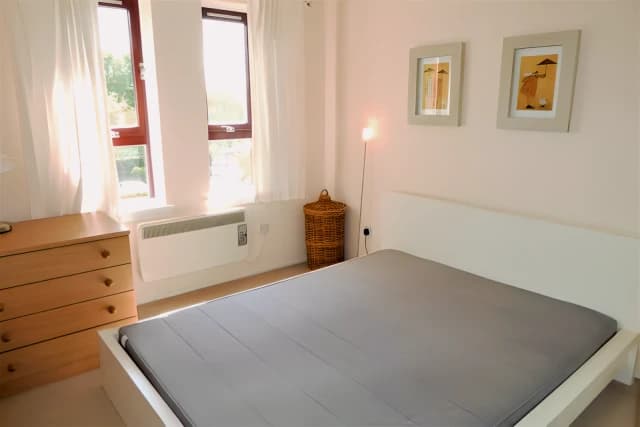 1Bedrooms, 1Bathrooms