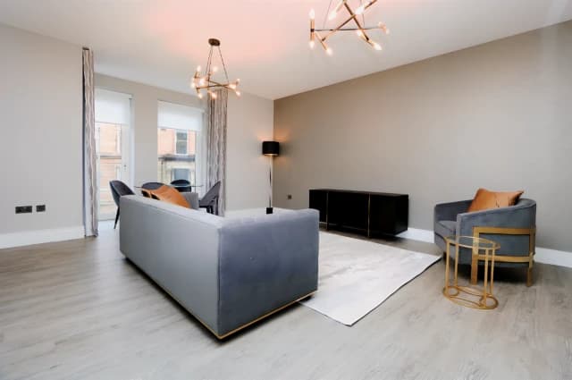 4Bedrooms, 3Bathrooms