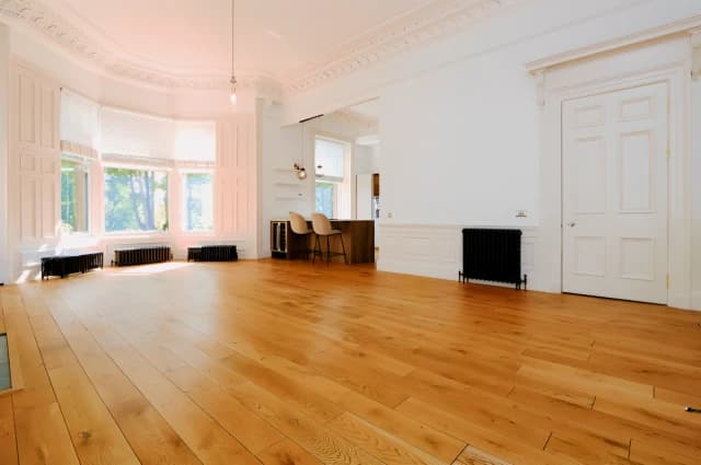 3Bedrooms, 2Bathrooms