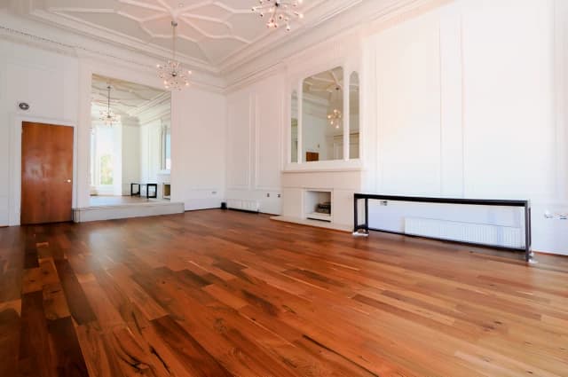 2Bedrooms, 2Bathrooms