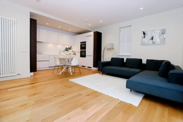 2Bedrooms, 1Bathrooms