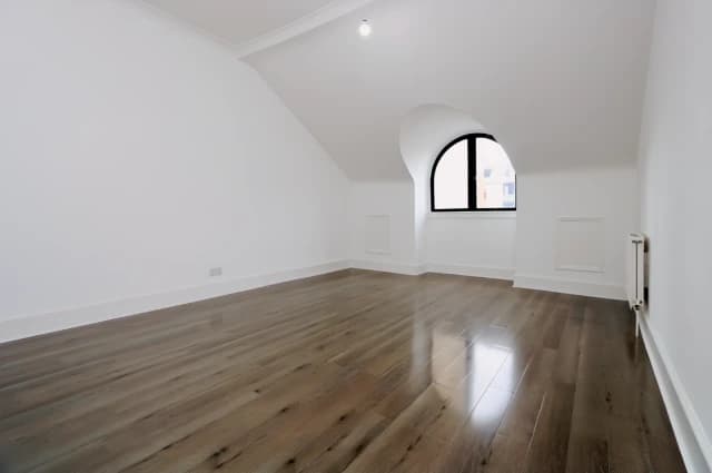 3Bedrooms, 2Bathrooms
