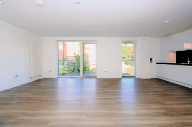 2Bedrooms, 2Bathrooms