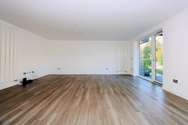 2Bedrooms, 2Bathrooms