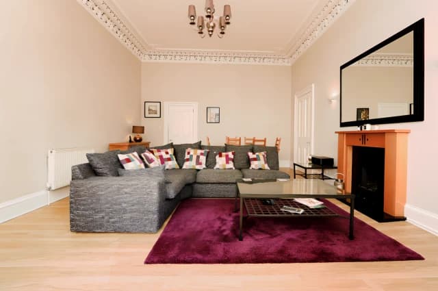 2Bedrooms, 2Bathrooms