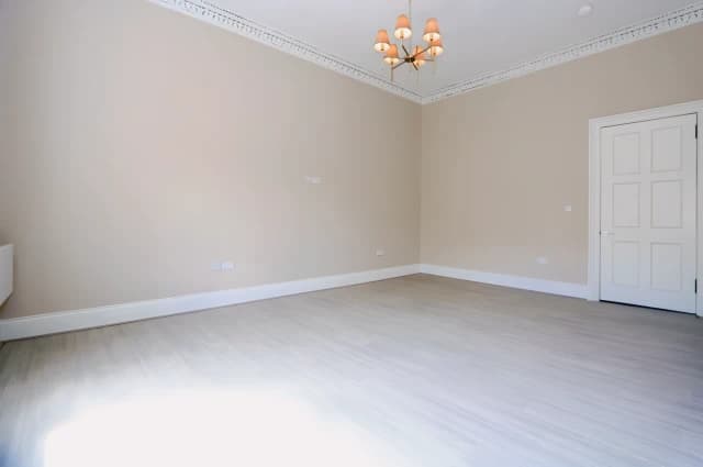 2Bedrooms, 1Bathrooms