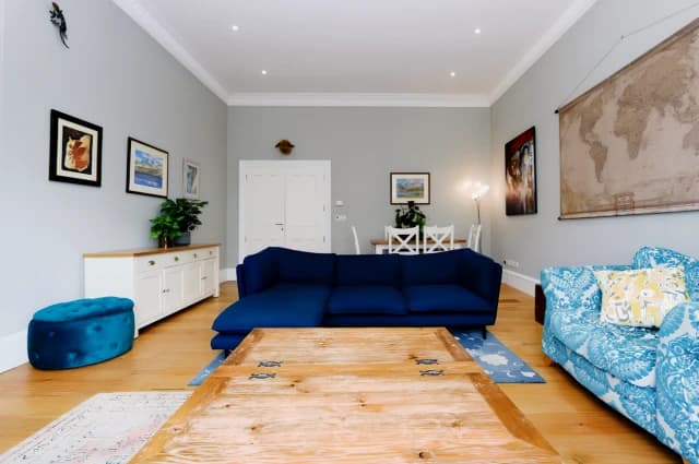 2Bedrooms, 2Bathrooms