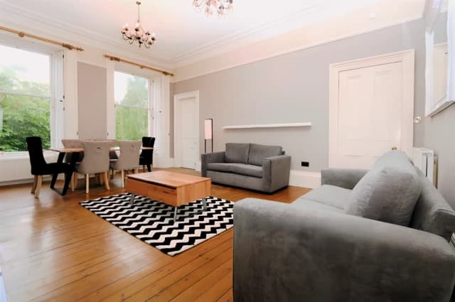 2Bedrooms, 1Bathrooms